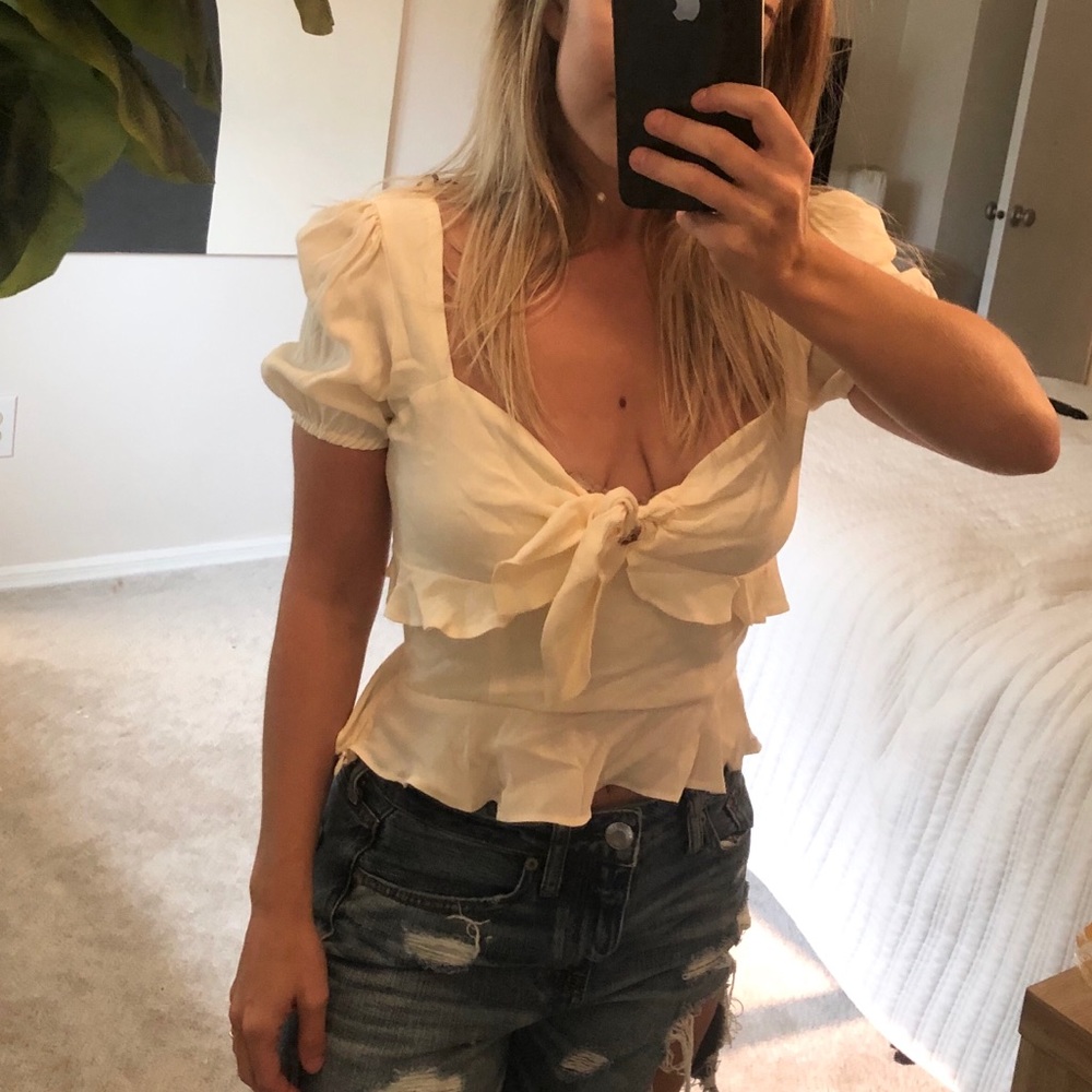 Forever 21 cropped blouse